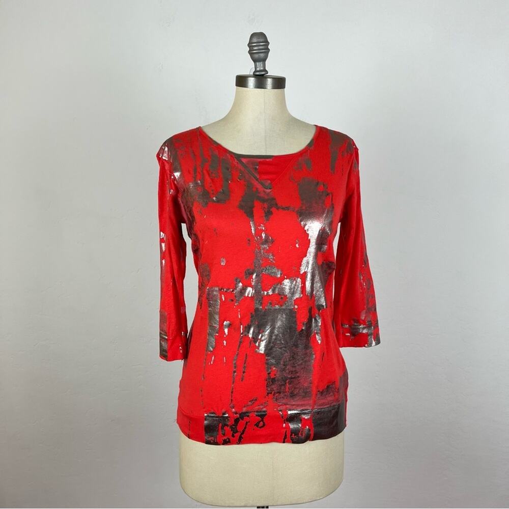 Monrow Red Silver Texture Top